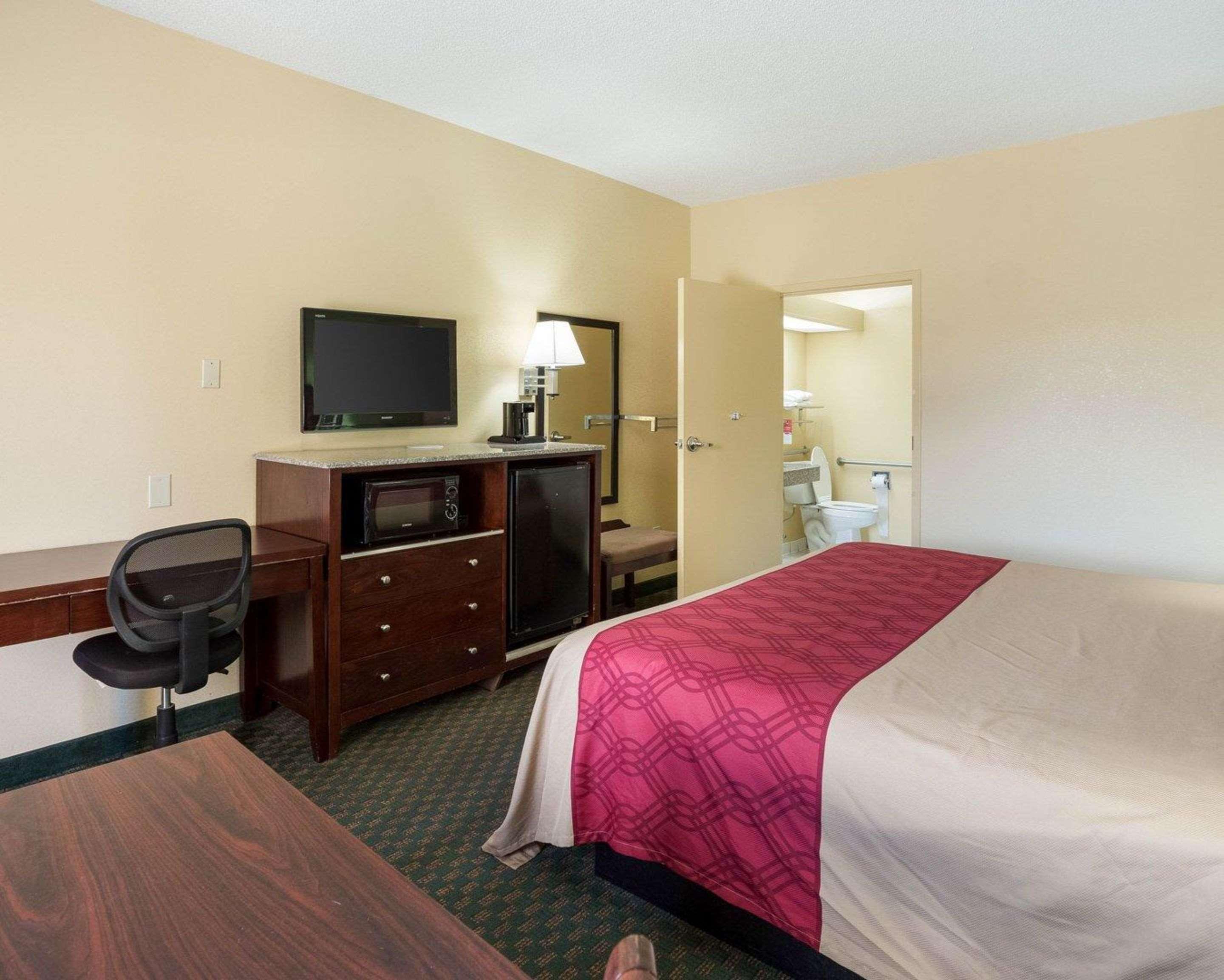 Rodeway Inn & Suites New Orleans Buitenkant foto