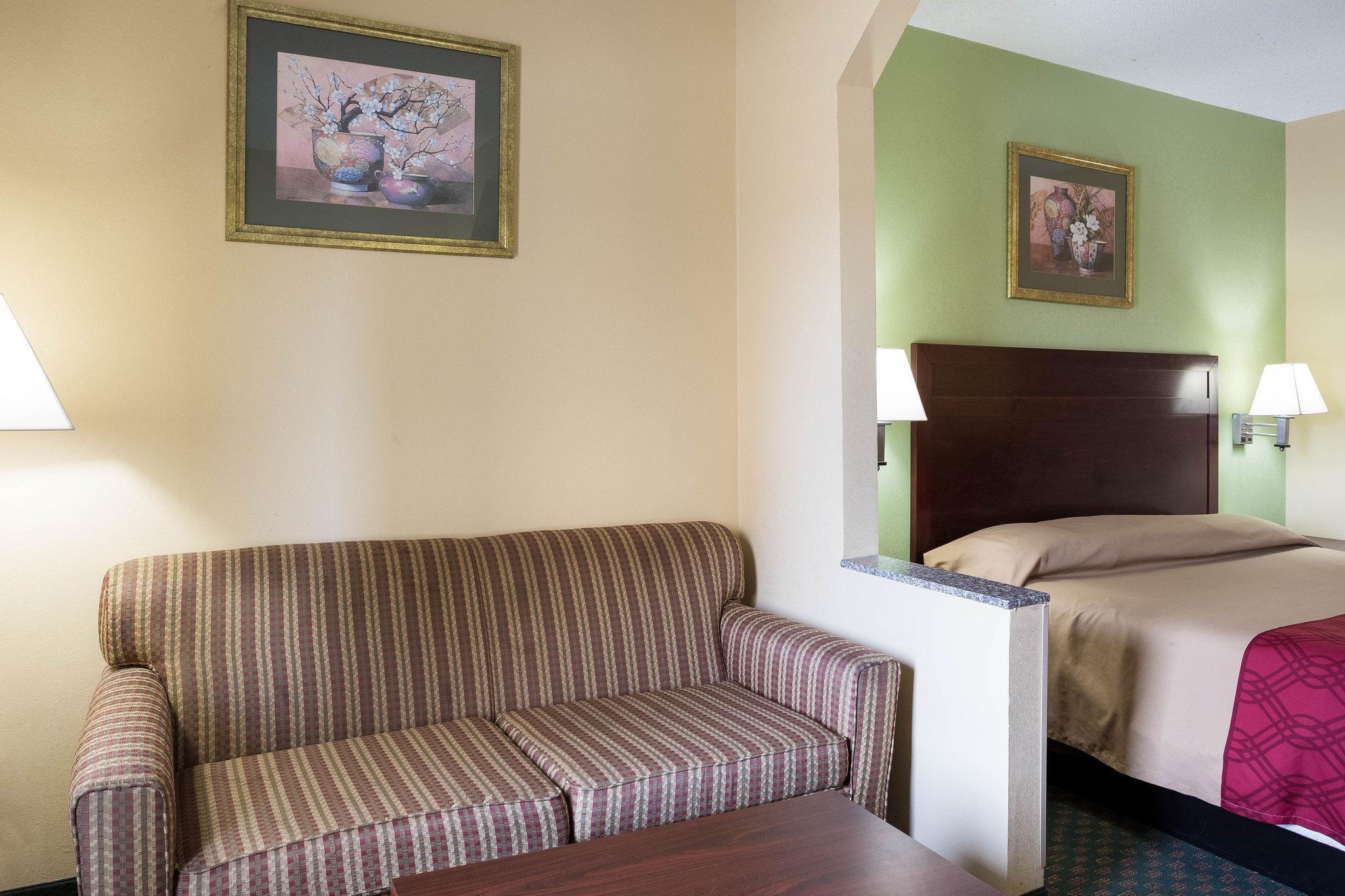 Rodeway Inn & Suites New Orleans Buitenkant foto