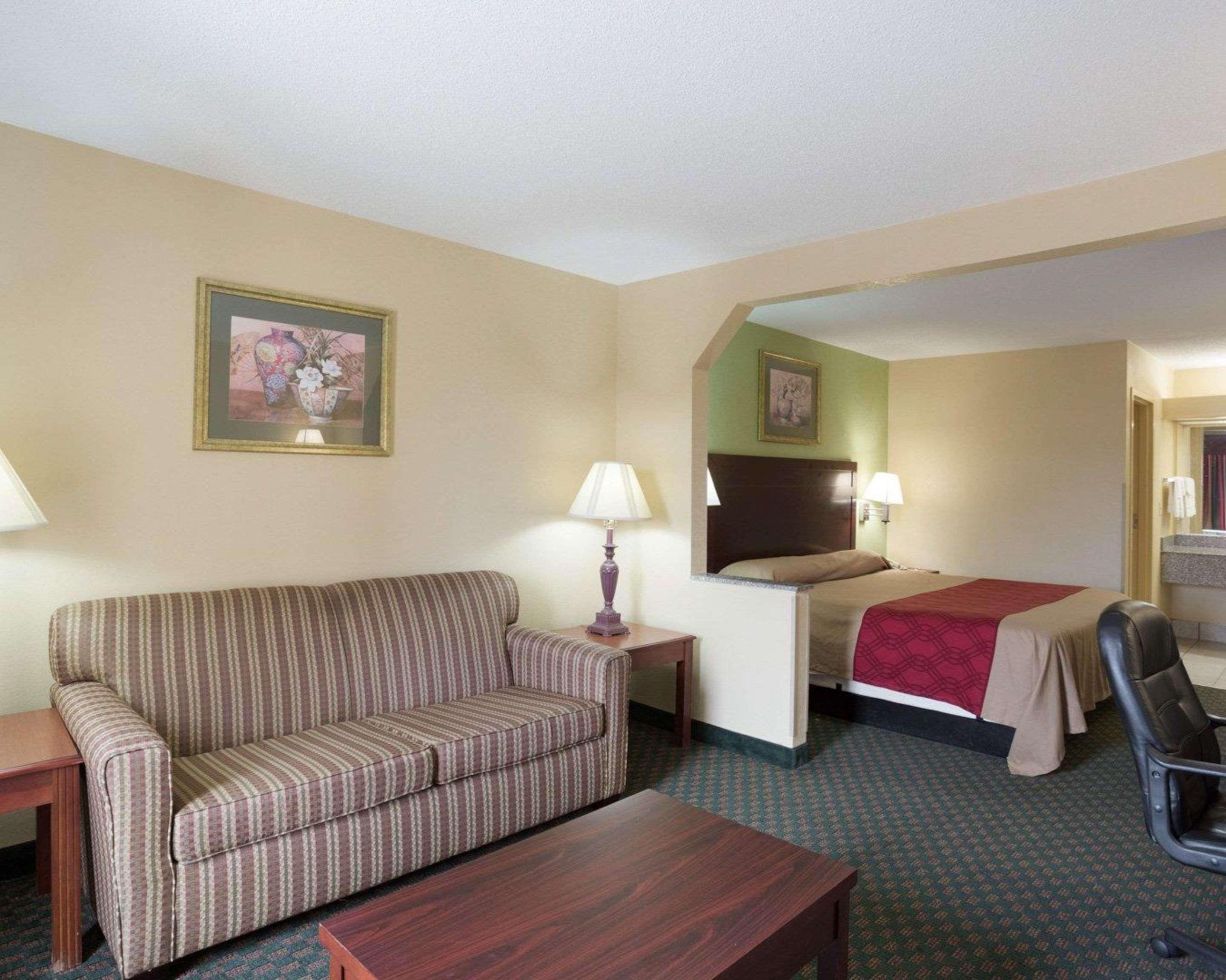 Rodeway Inn & Suites New Orleans Buitenkant foto