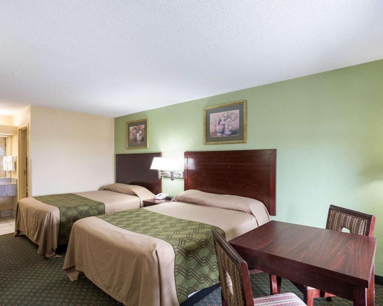 Rodeway Inn & Suites New Orleans Buitenkant foto